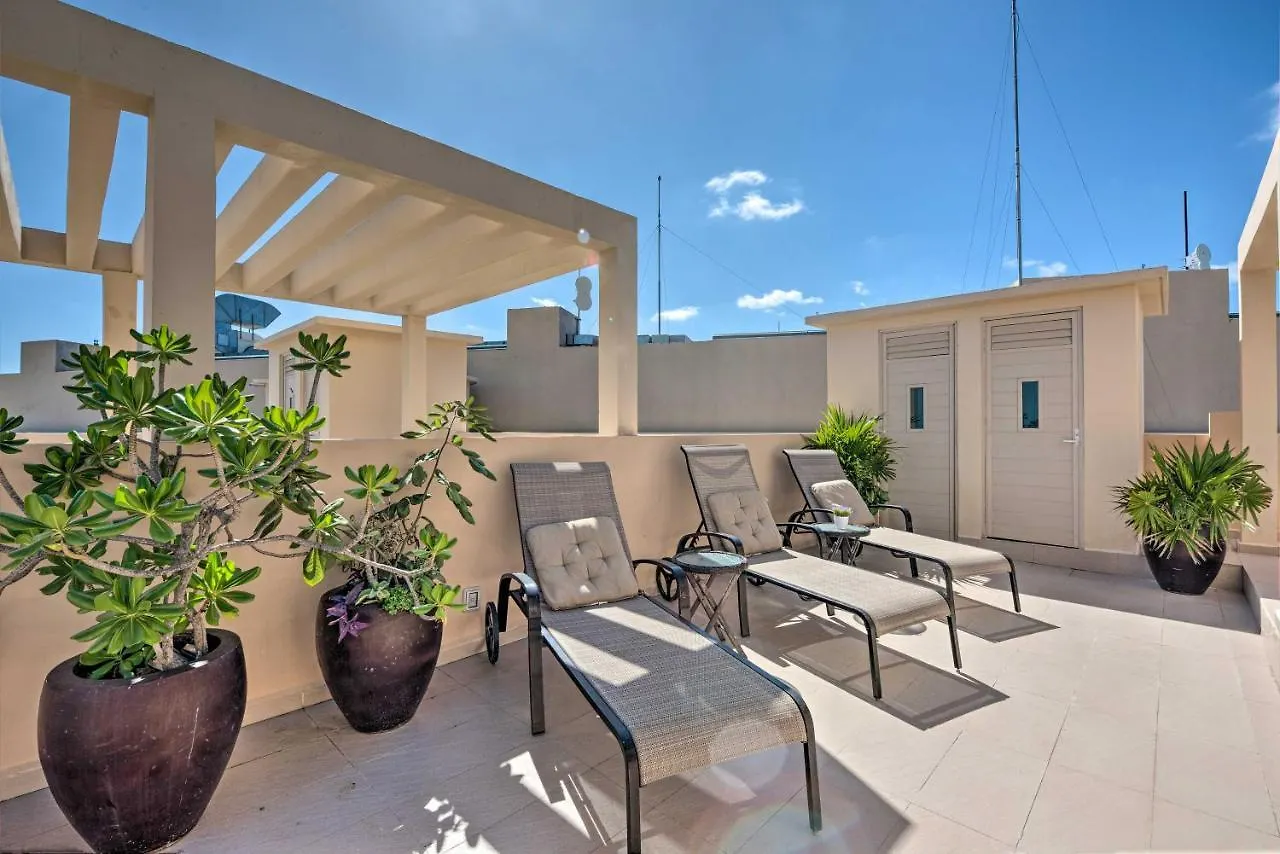 Apartment Playa Del Carmen Beachfront Condo With Pool Access!