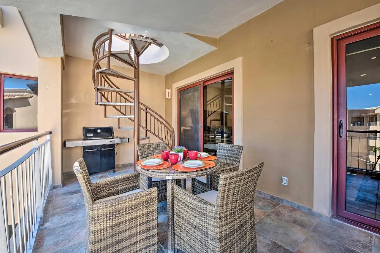 Apartment Playa Del Carmen Beachfront Condo With Pool Access!