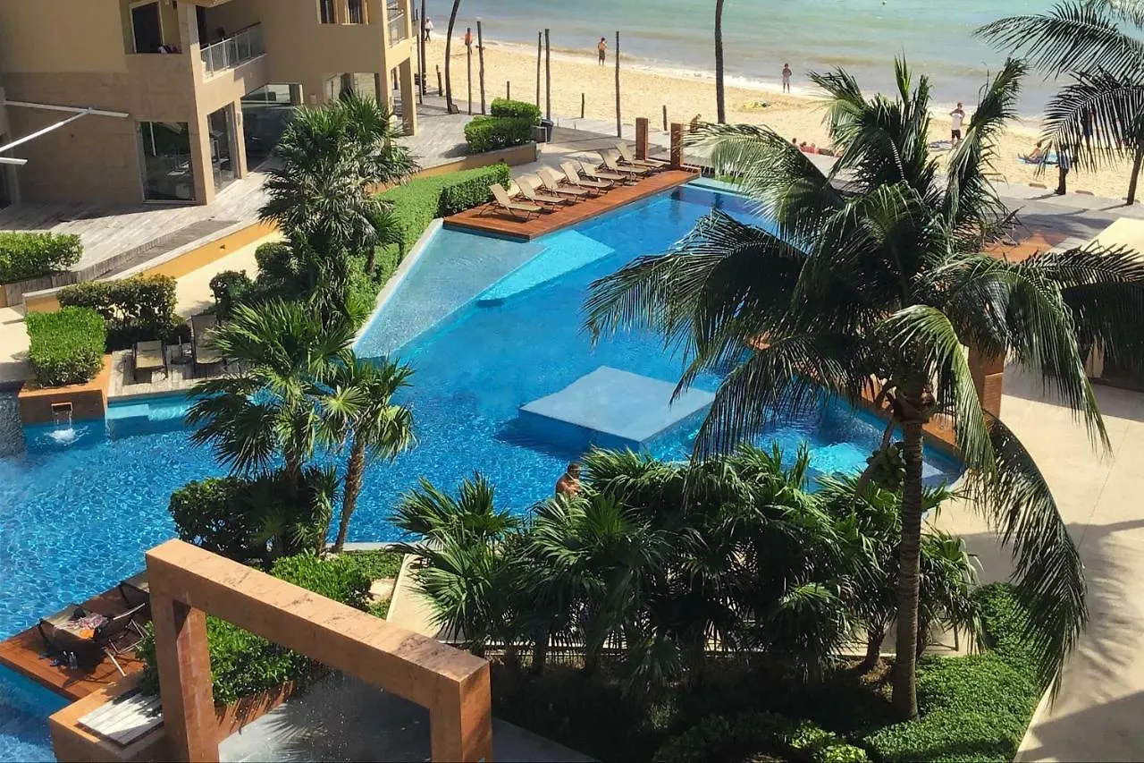 Apartment Playa Del Carmen Beachfront Condo With Pool Access! Mexico