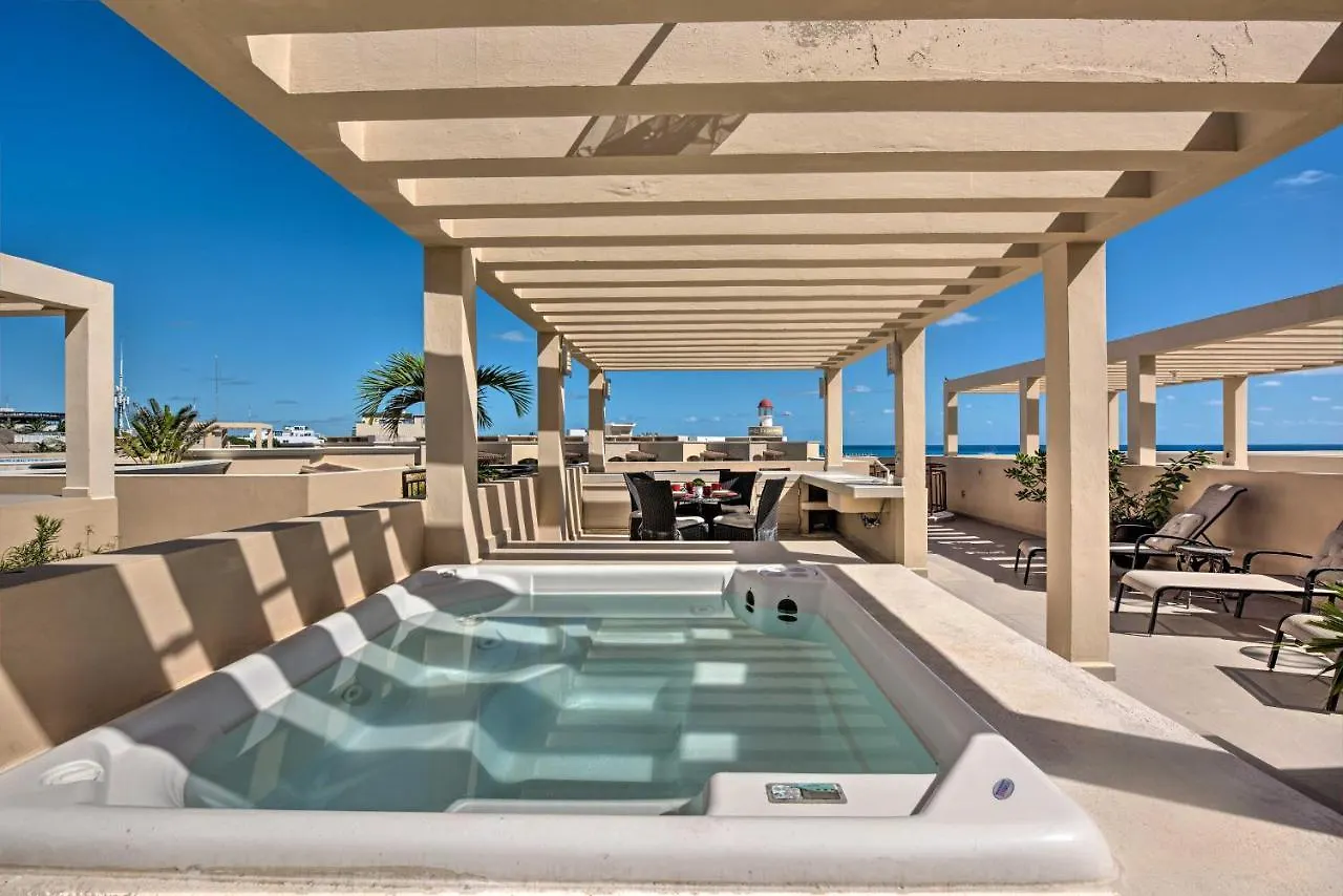 Apartment Playa Del Carmen Beachfront Condo With Pool Access!