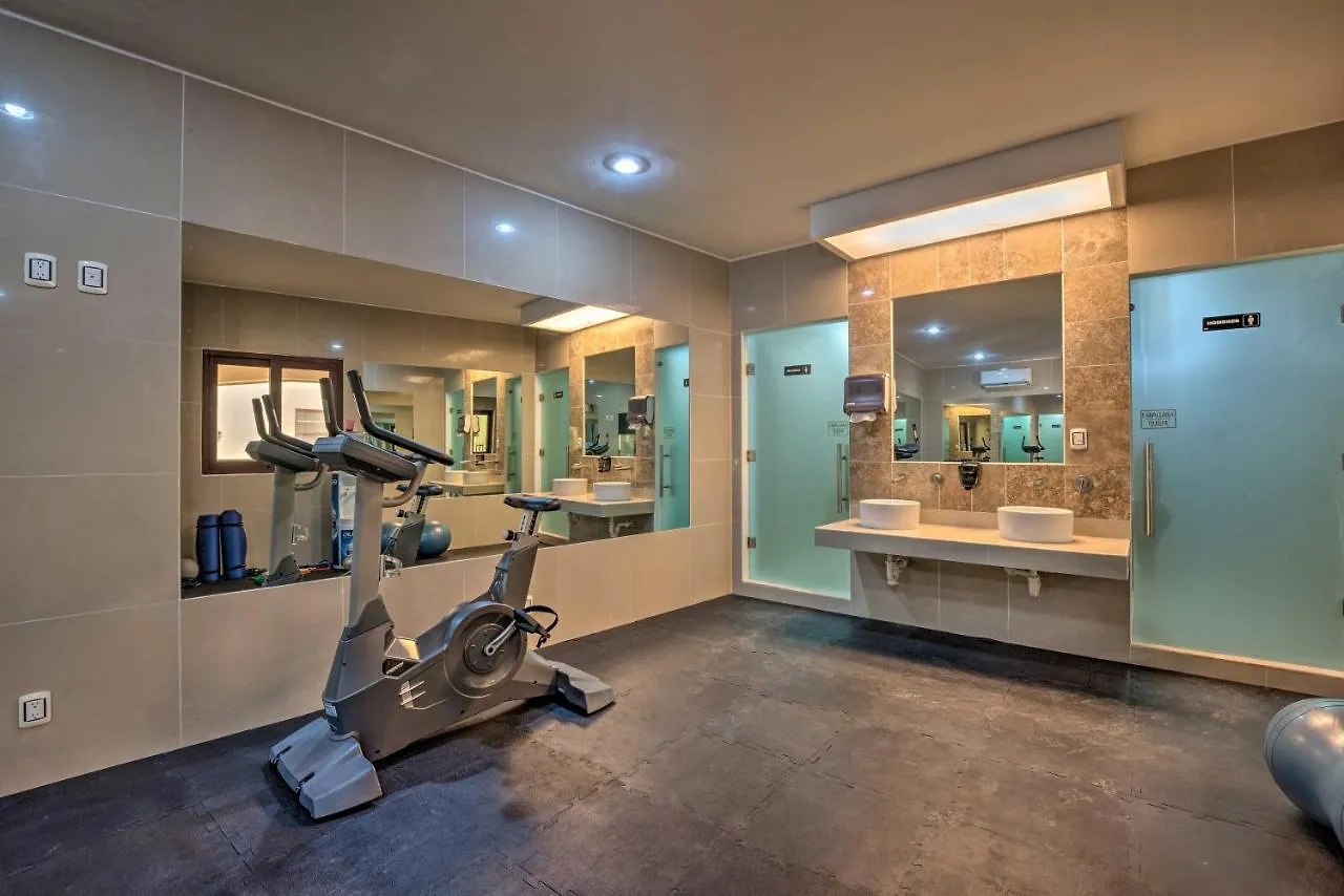 Apartment Playa Del Carmen Beachfront Condo With Pool Access! Mexico